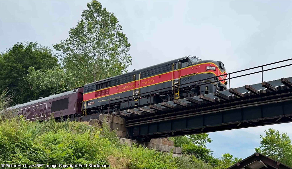 CVSR 6773 trails on this leg of the journey.